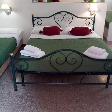 Marconi Rooms Loggia Delle Erbe Verona Ngoại thất bức ảnh