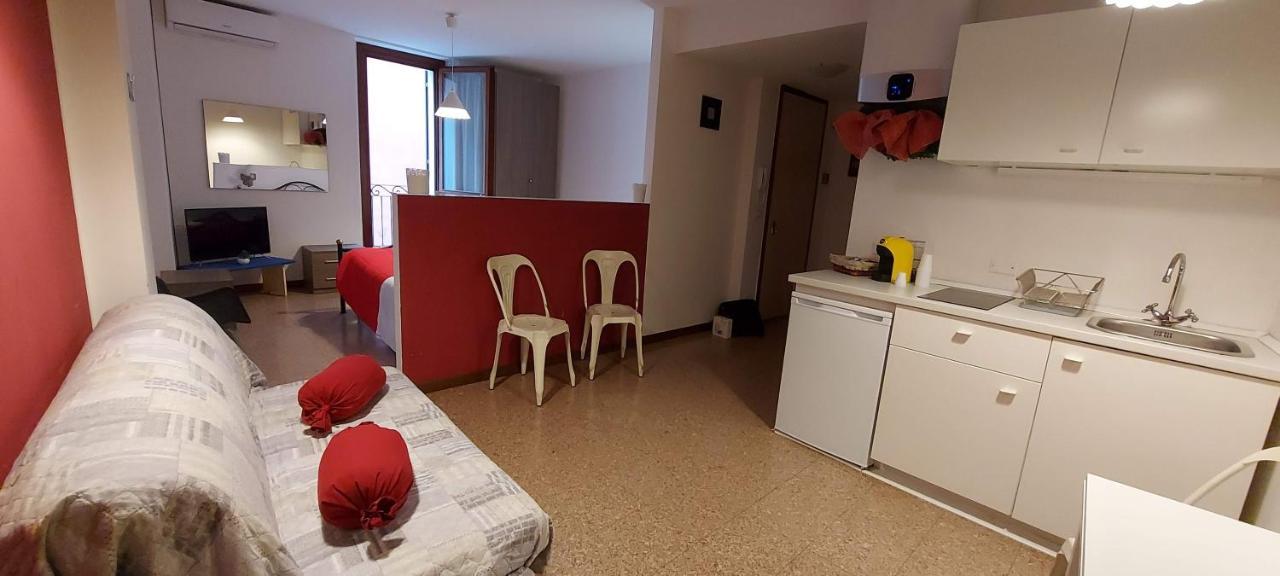 Marconi Rooms Loggia Delle Erbe Verona Ngoại thất bức ảnh